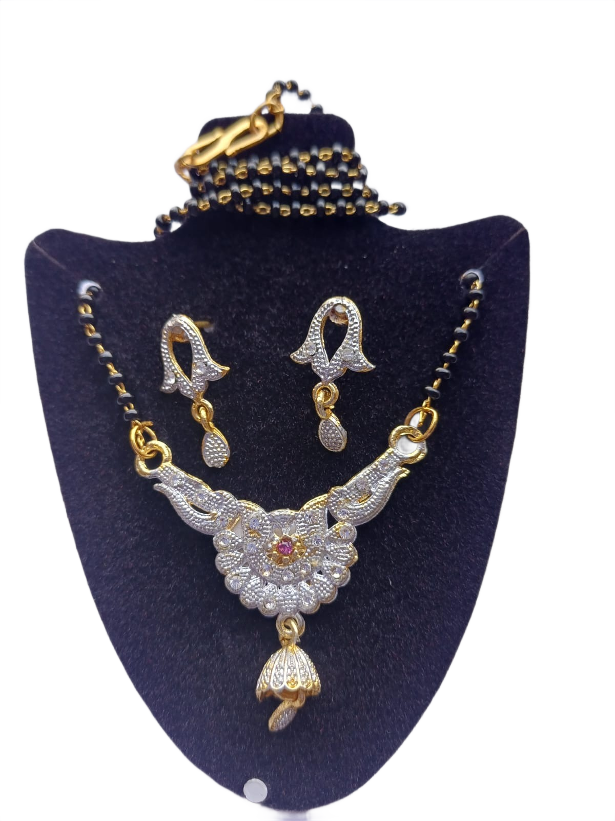 Floral Mangalsutra Set with Earrings